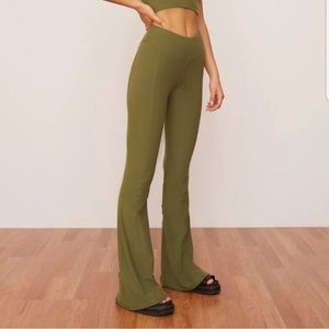 Wolven Green Flare Leggings Size XSmall Petite